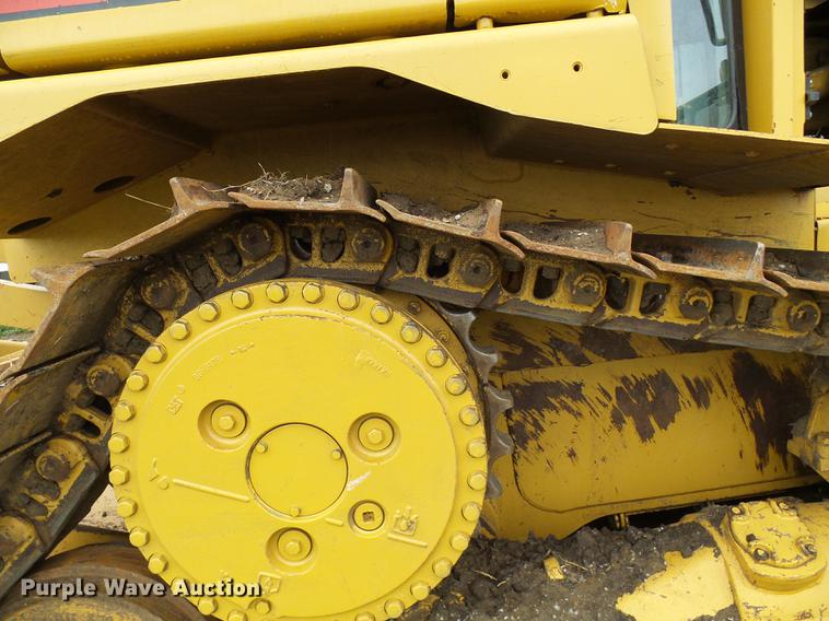 image for item DD8571 2006 Caterpillar D6R XL Series III dozer
