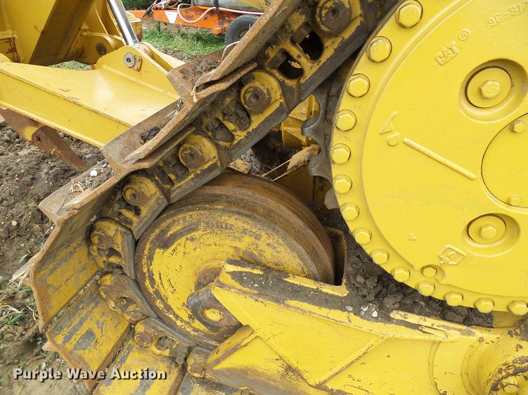 image for item DD8571 2006 Caterpillar D6R XL Series III dozer