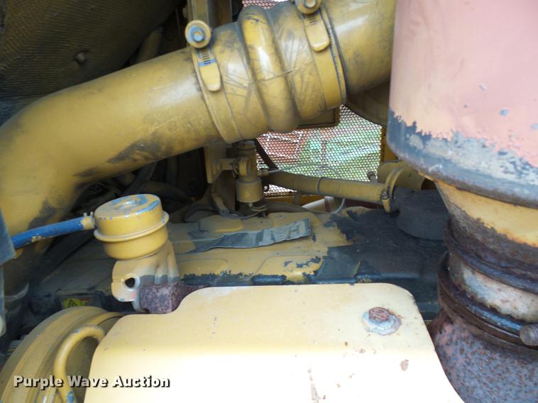 image for item DD8571 2006 Caterpillar D6R XL Series III dozer