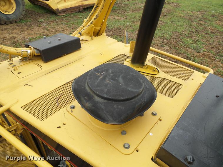 image for item DD8571 2006 Caterpillar D6R XL Series III dozer