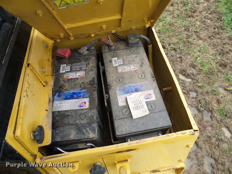 image for item DD8571 2006 Caterpillar D6R XL Series III dozer