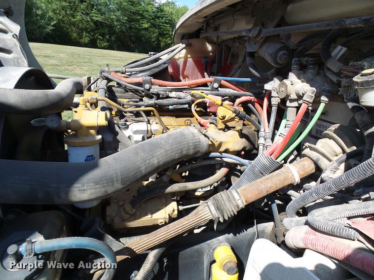 image for item DD8606 2004 Freightliner Business Class M2 digger derrick truck