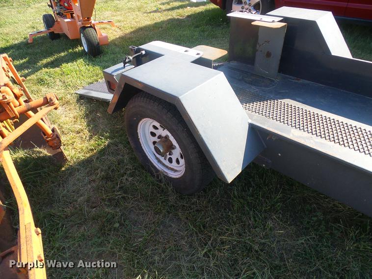 image for item DD8627 Allmand Chief EZ Breaker