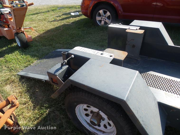 image for item DD8627 Allmand Chief EZ Breaker