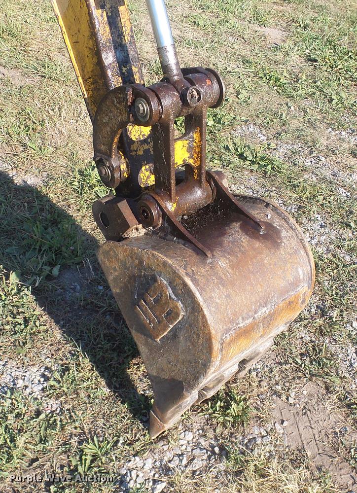 image for item DD8628 2007 Komatsu PC18MR-2 mini excavator