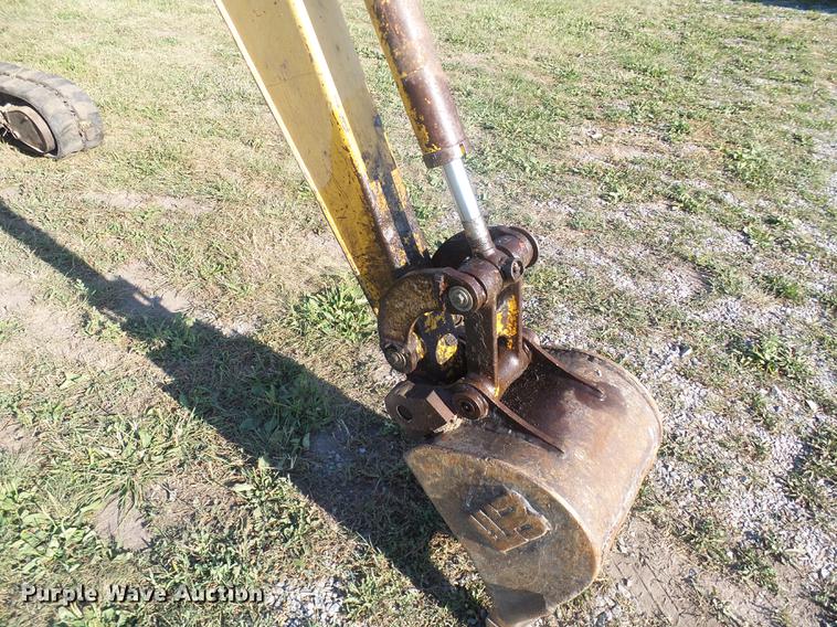 image for item DD8628 2007 Komatsu PC18MR-2 mini excavator