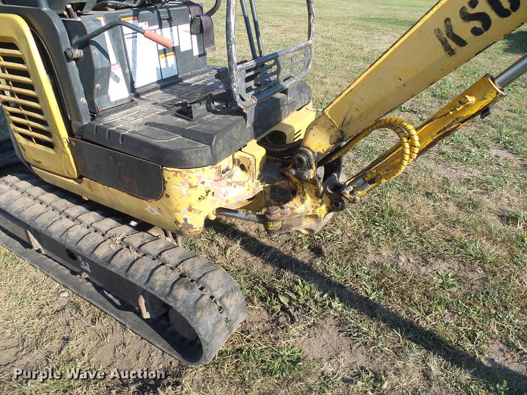 image for item DD8628 2007 Komatsu PC18MR-2 mini excavator