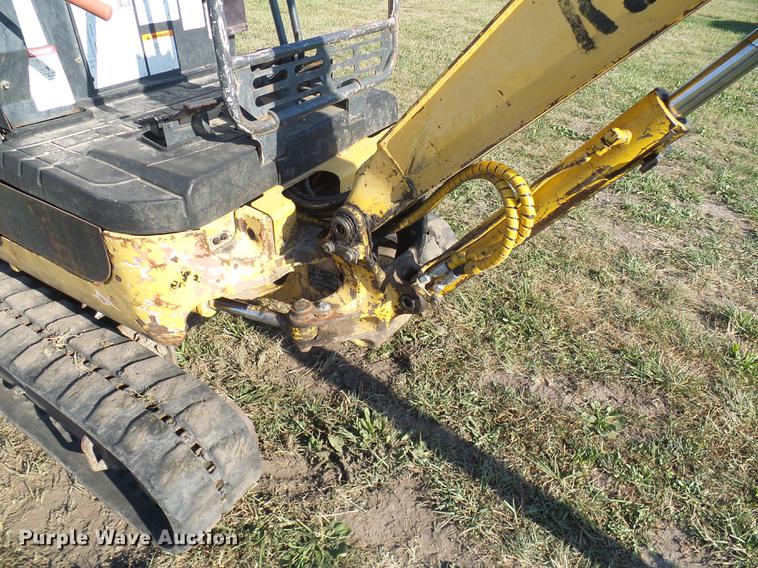 image for item DD8628 2007 Komatsu PC18MR-2 mini excavator