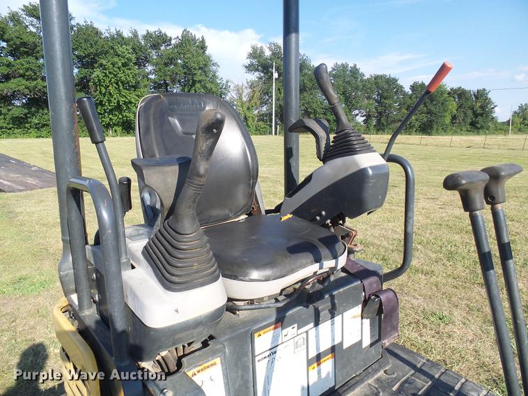 image for item DD8628 2007 Komatsu PC18MR-2 mini excavator