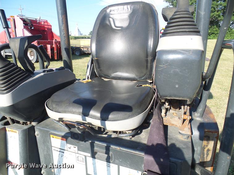 image for item DD8628 2007 Komatsu PC18MR-2 mini excavator