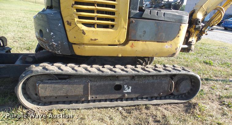 image for item DD8628 2007 Komatsu PC18MR-2 mini excavator