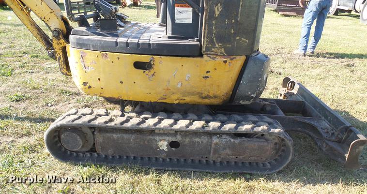 image for item DD8628 2007 Komatsu PC18MR-2 mini excavator