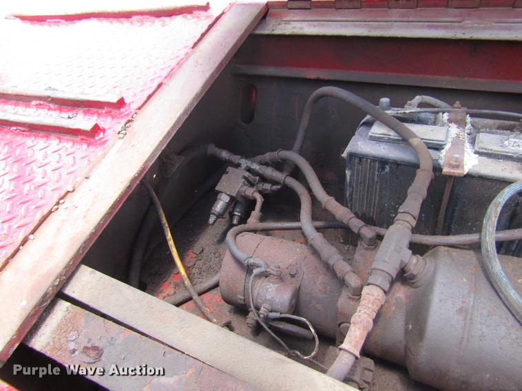 image for item DD8823 2004 XL Specialized 101RG drop deck equipment trailer