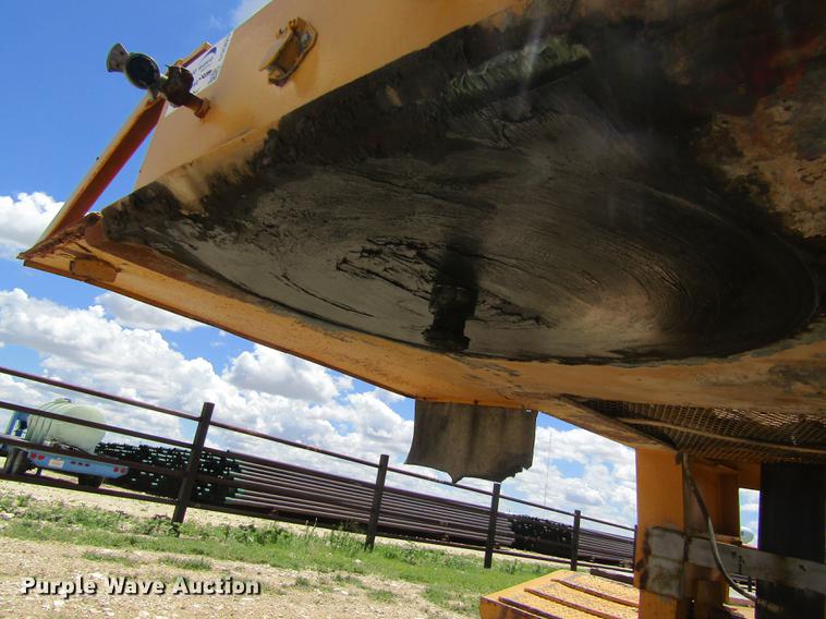 image for item DD8825 1984 Witco Challenger RG50 lowboy equipment trailer