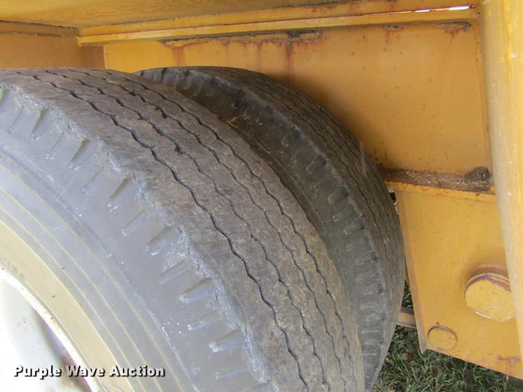 image for item DD8825 1984 Witco Challenger RG50 lowboy equipment trailer