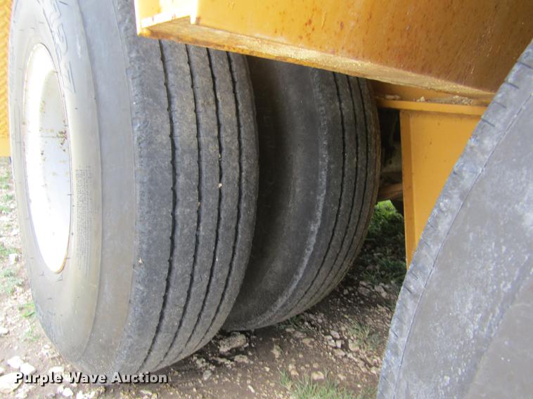 image for item DD8825 1984 Witco Challenger RG50 lowboy equipment trailer