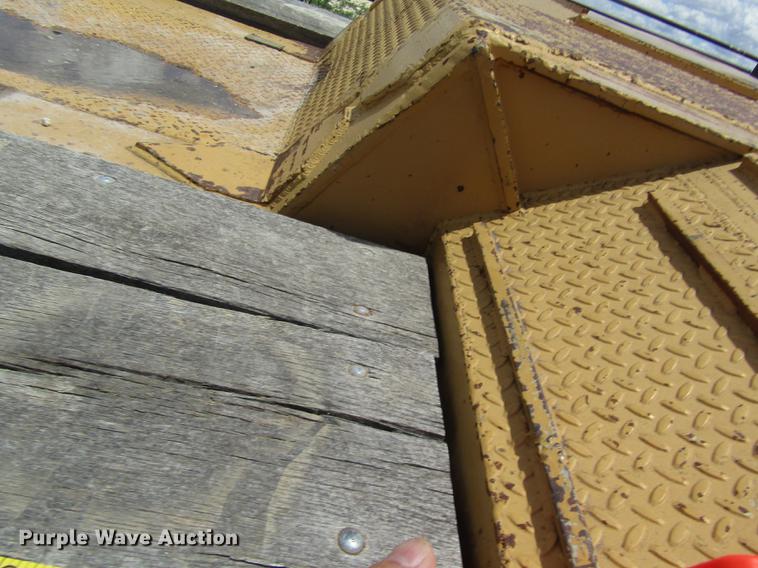 image for item DD8825 1984 Witco Challenger RG50 lowboy equipment trailer