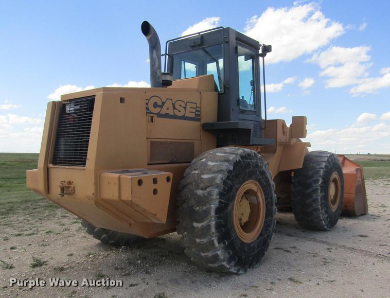 image for item DD8827 1998 Case 821B wheel loader