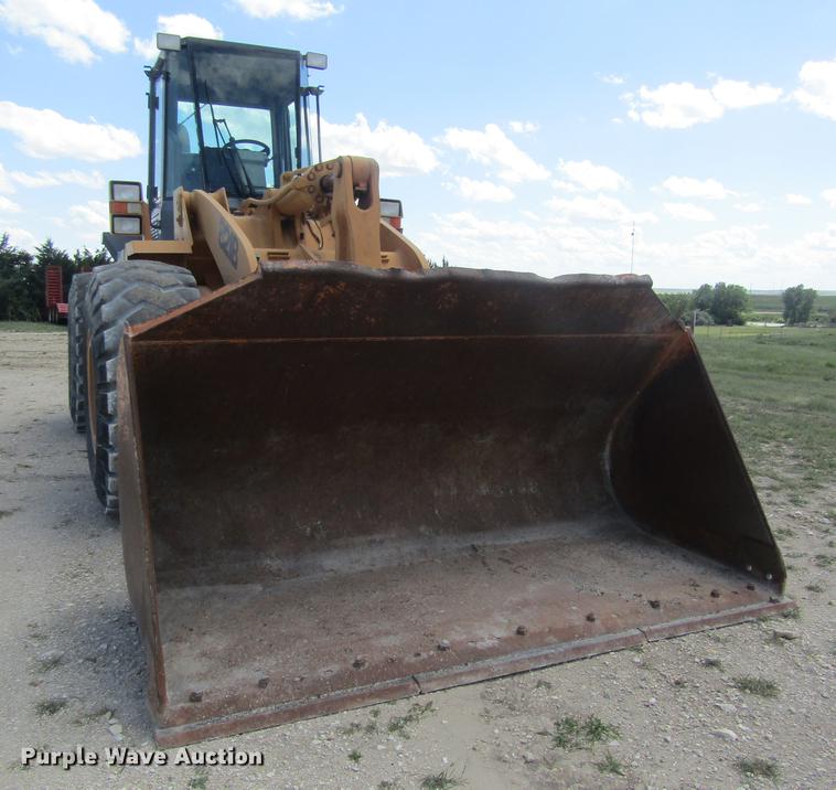 image for item DD8827 1998 Case 821B wheel loader