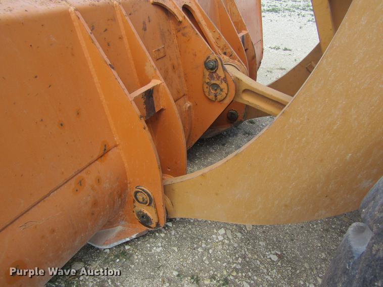 image for item DD8827 1998 Case 821B wheel loader
