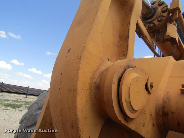 image for item DD8827 1998 Case 821B wheel loader