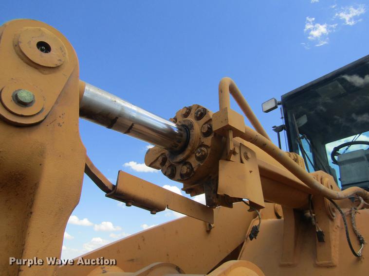 image for item DD8827 1998 Case 821B wheel loader