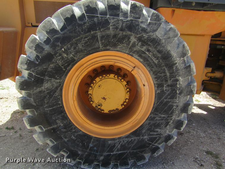 image for item DD8827 1998 Case 821B wheel loader