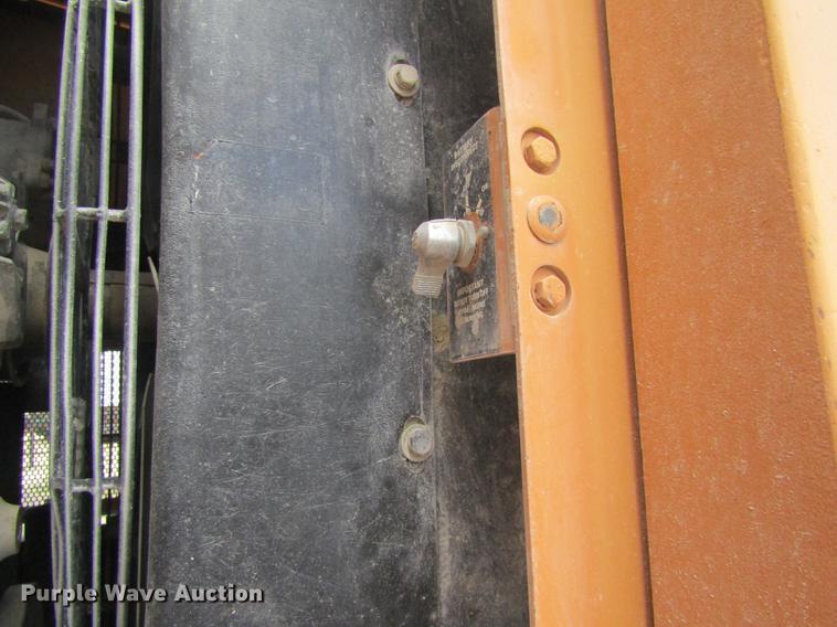 image for item DD8827 1998 Case 821B wheel loader