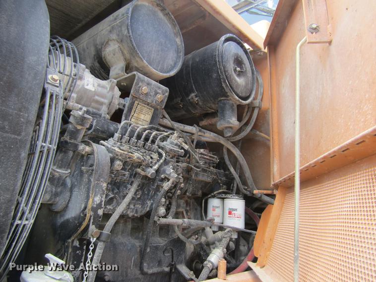 image for item DD8827 1998 Case 821B wheel loader