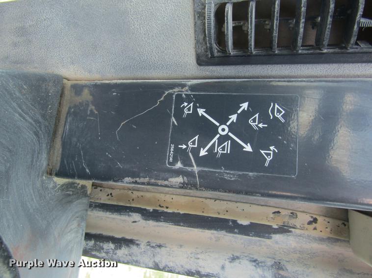 image for item DD8827 1998 Case 821B wheel loader