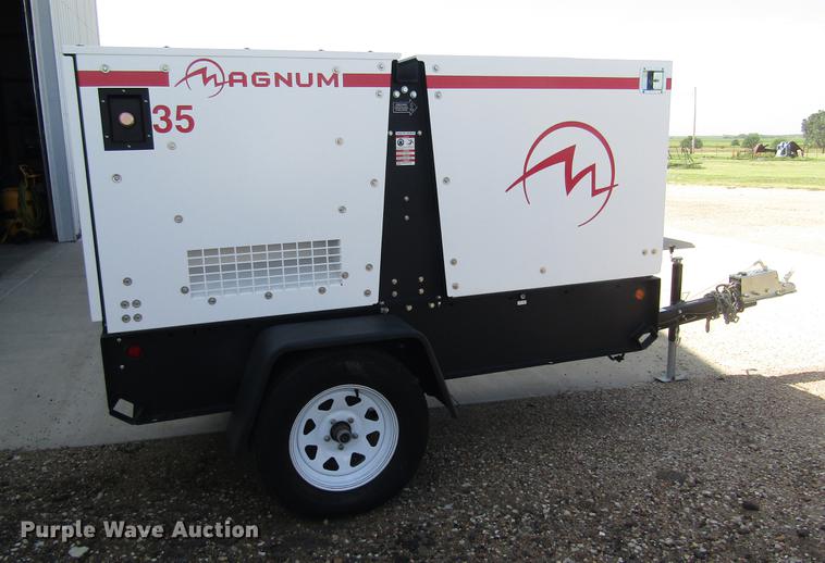 image for item DD8833 2014 Magnum MMG35 generator