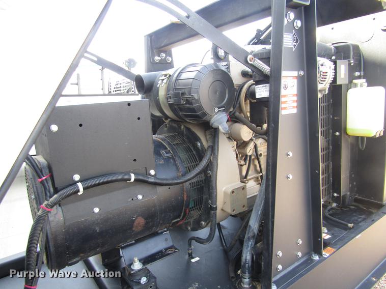 image for item DD8833 2014 Magnum MMG35 generator