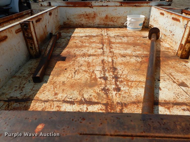 image for item DE1798 1991 C-14 pole trailer