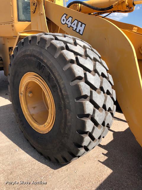 image for item DE2953 1999 John Deere 644H wheel loader