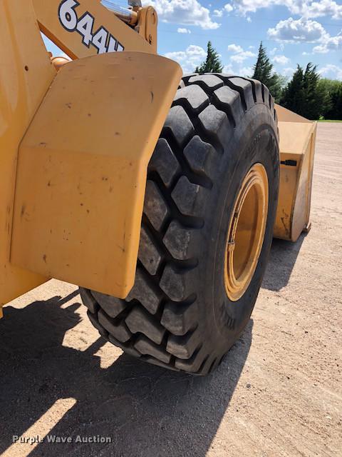 image for item DE2953 1999 John Deere 644H wheel loader