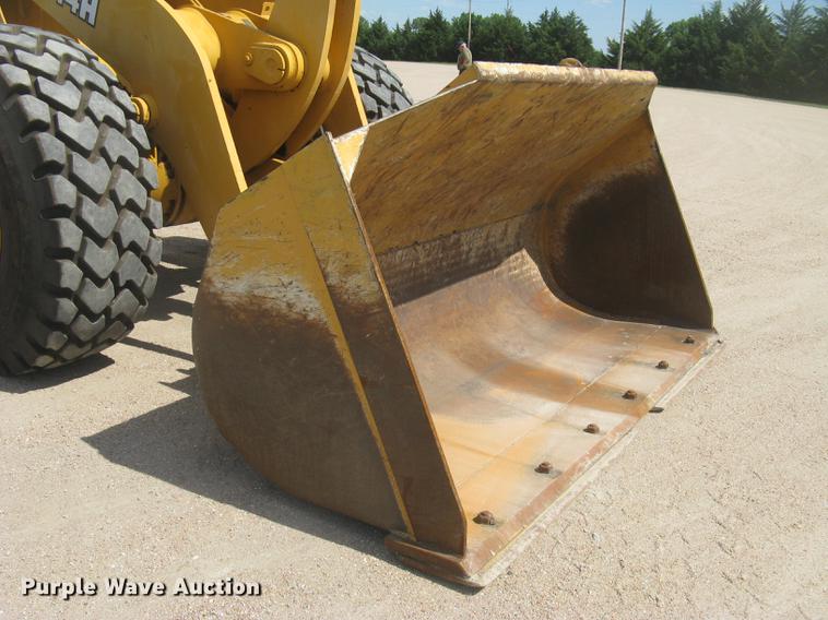 image for item DE2953 1999 John Deere 644H wheel loader