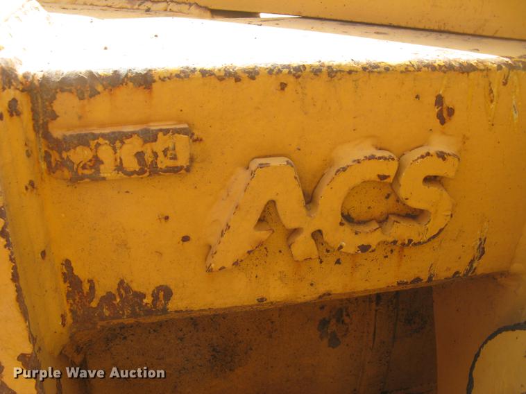 image for item DE2953 1999 John Deere 644H wheel loader