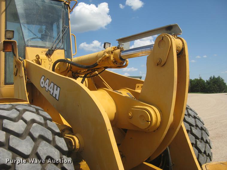 image for item DE2953 1999 John Deere 644H wheel loader