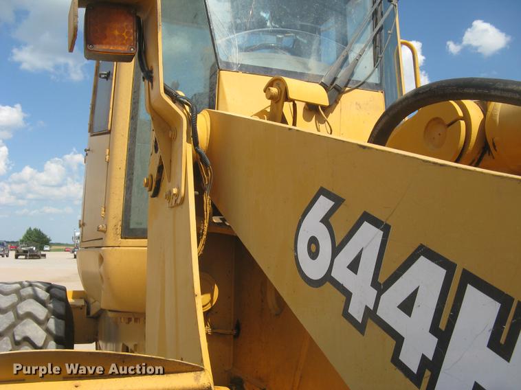 image for item DE2953 1999 John Deere 644H wheel loader