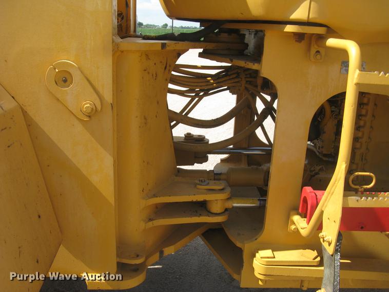 image for item DE2953 1999 John Deere 644H wheel loader