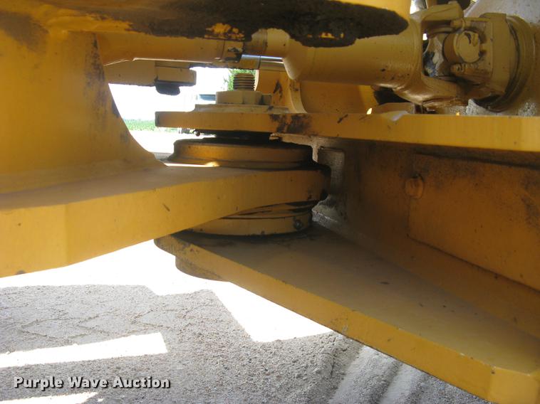 image for item DE2953 1999 John Deere 644H wheel loader