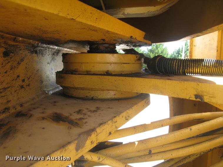 image for item DE2953 1999 John Deere 644H wheel loader