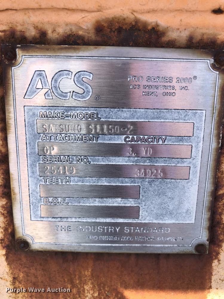 image for item DE2955 ACS Samsung SL150-2 general purpose loader bucket