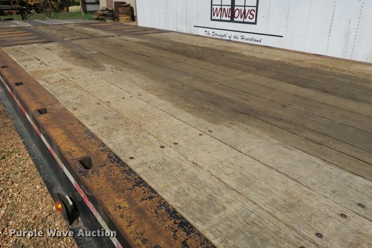 image for item DE3756 1997 Trail King TK70HT-482 drop deck equipment trailer