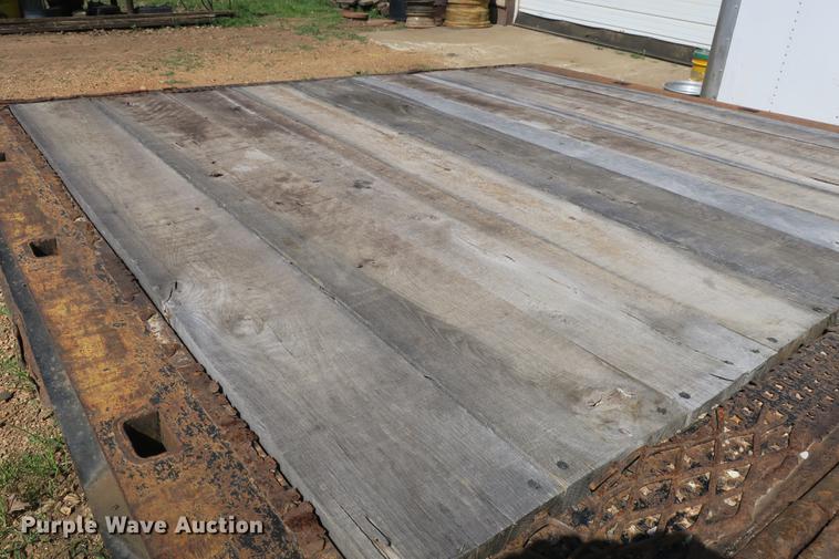 image for item DE3756 1997 Trail King TK70HT-482 drop deck equipment trailer