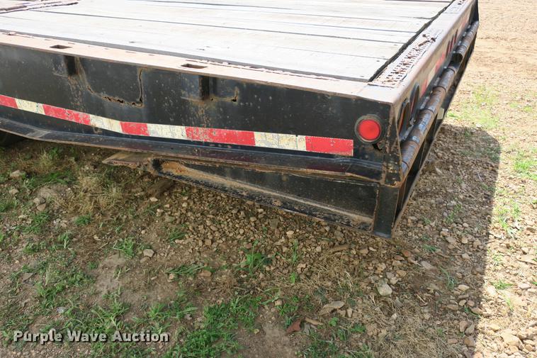 image for item DE3756 1997 Trail King TK70HT-482 drop deck equipment trailer