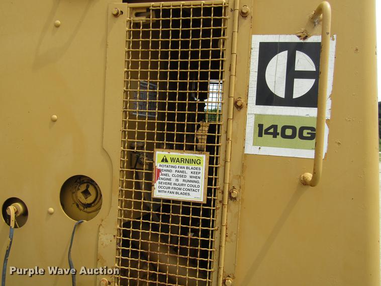 image for item DF3826 1983 Caterpillar 140G motor grader