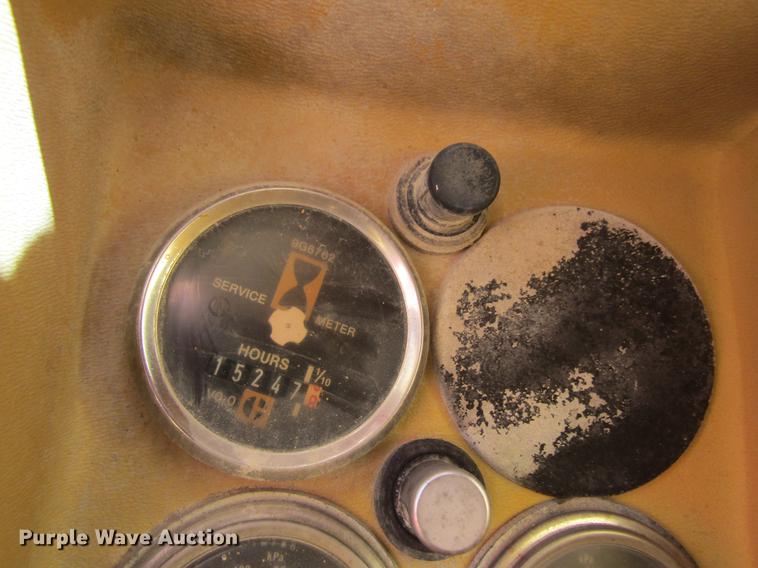 image for item DF3826 1983 Caterpillar 140G motor grader