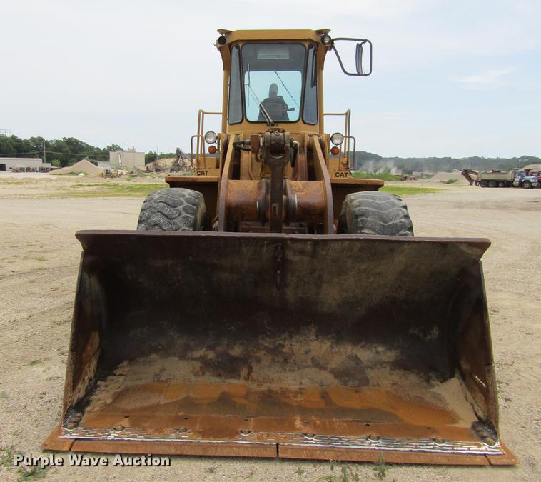 image for item DF3827 1983 Caterpillar 950B wheel loader