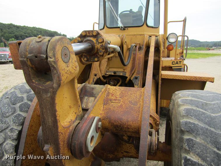 image for item DF3827 1983 Caterpillar 950B wheel loader